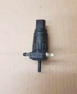 Volkswagen Golf VII Windscreen/windshield washer pump 1K6955651 621026225