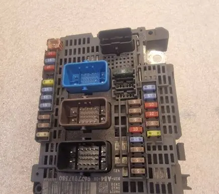 Peugeot 508 BSM Control unit 9677987580 BSMAB400
