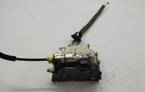 Audi A7 S7 4G Front door lock 8J2837015