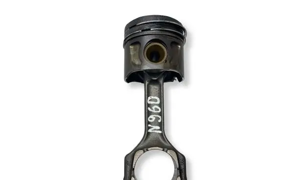 Saab 9-3 Ver2 Piston with connecting rod Z1DTH