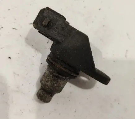 Renault Scenic I Camshaft position sensor 8200038472