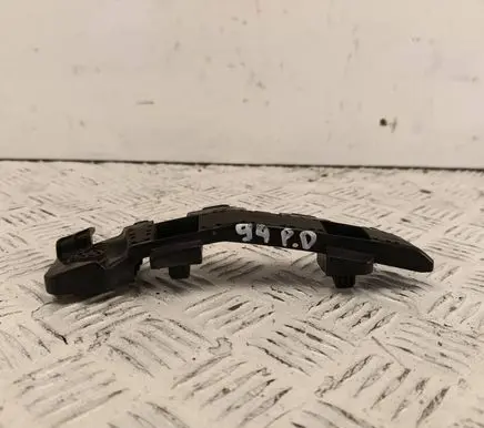 Honda CR-V Front bumper mounting bracket 71193T0A