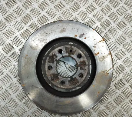 Ford Mustang VI Front brake disc KR3C1125FB