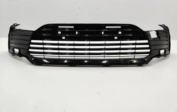 Toyota Camry VIII XV70 Front bumper lower grill 5311333120