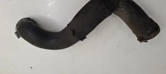 Intercooler hose/pipe