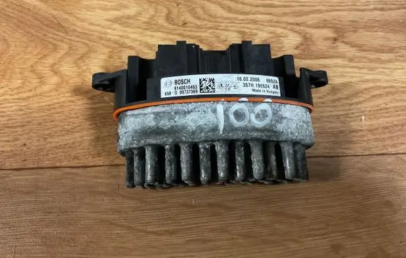 Ford Mondeo Mk III Heater blower motor/fan resistor 3S7H19E624AB 16022006 6652A