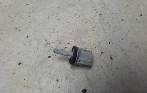 Volkswagen Touran I Interior temperature sensor 1K0907543A