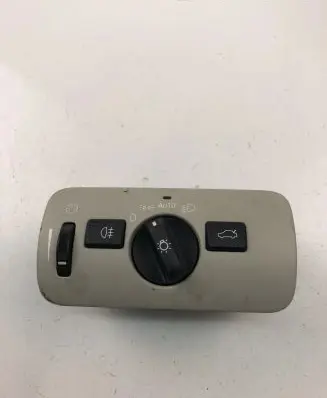 Volvo V40 Light switch 30739426