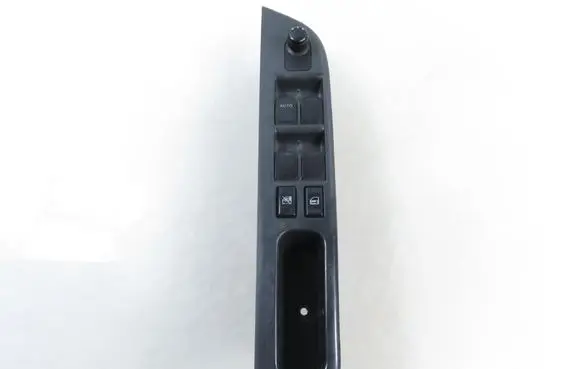 Suzuki Swift I Electric window control switch 62J003115T