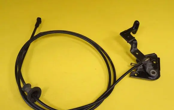 Audi A4 S4 B5 8D Engine bonnet/hood lock release cable 