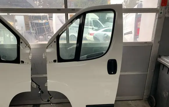 Peugeot Boxer Door (2 Door Coupe) 