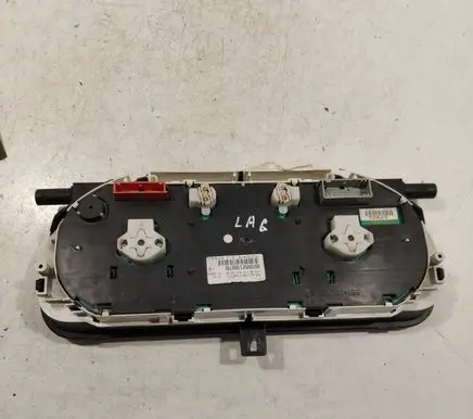 Renault Laguna II Speedometer (instrument cluster) 8200218878