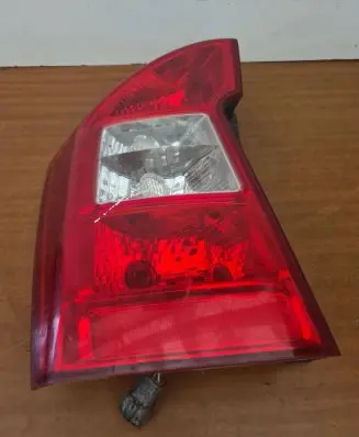 KIA Carens II Rear/tail lights