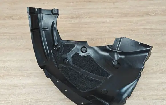 BMW 4 G22 G23 G24 G26 Front wheel arch liner splash guards 8738048