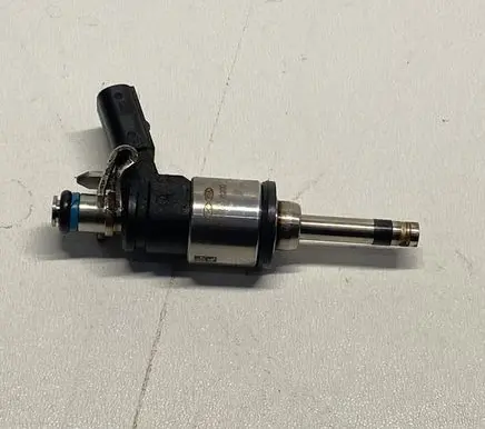 KIA Ceed Fuel injector 3531008200