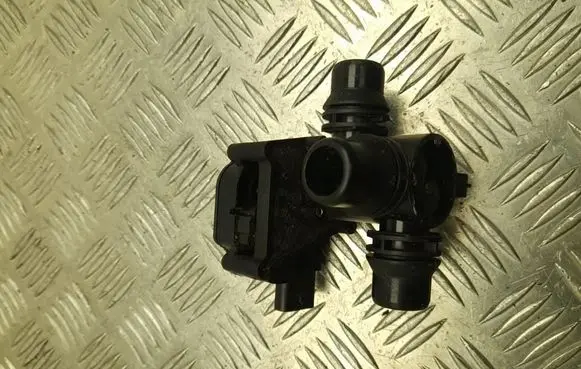 Mercedes-Benz EQE v295 Webasto circulation pump for autonomous heater A0005061500