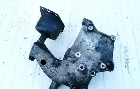 Fiat Bravo - Brava Engine mount bracket 7770454