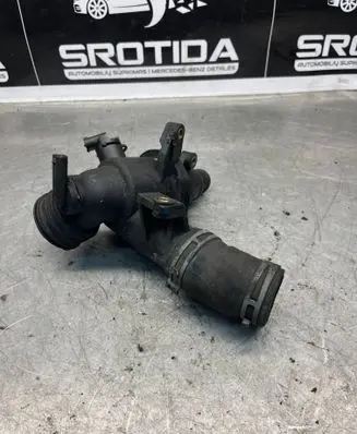 Mercedes-Benz E W212 Thermostat/thermostat housing A6512000615