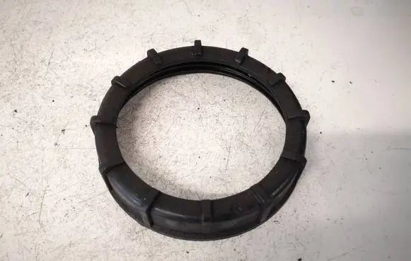 Seat Cordoba (6K) In tank fuel pump screw locking ring/nut 321201375A