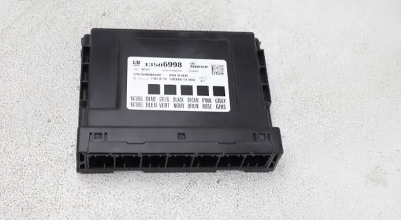 Opel Mokka X Central body control module 13506998 2216134R00000W0P F00HJ01399