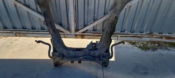 Nissan X-Trail T32 Front subframe