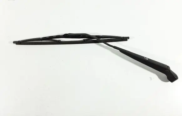 Suzuki Grand Vitara I Rear wiper blade arm YH4