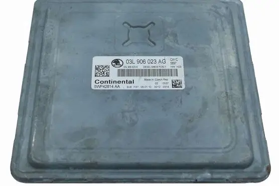 Skoda Octavia Mk2 (1Z) Engine control unit/module 03L906023AG