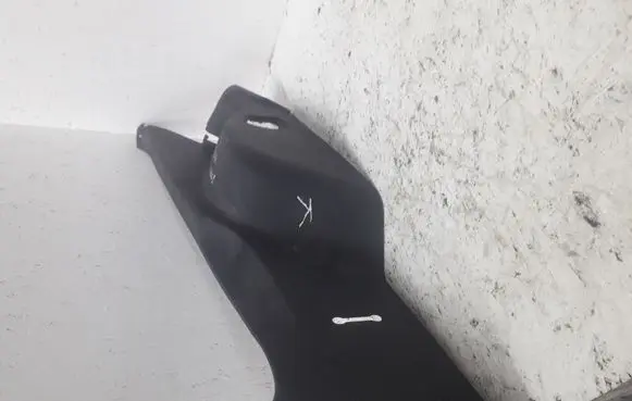 Toyota Auris 150 (C) pillar trim 6255202080