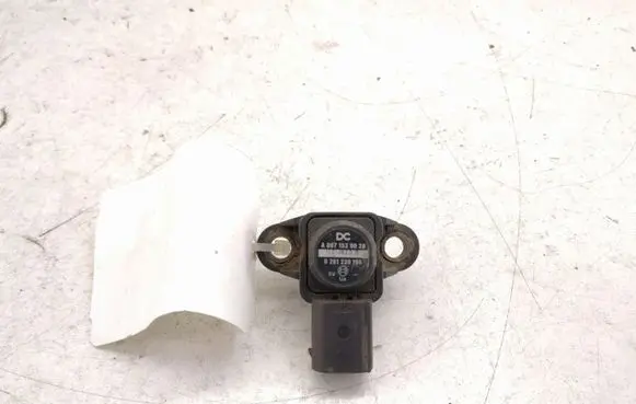 Mercedes-Benz Vito Viano W639 Air pressure sensor 0071530028 0061531628