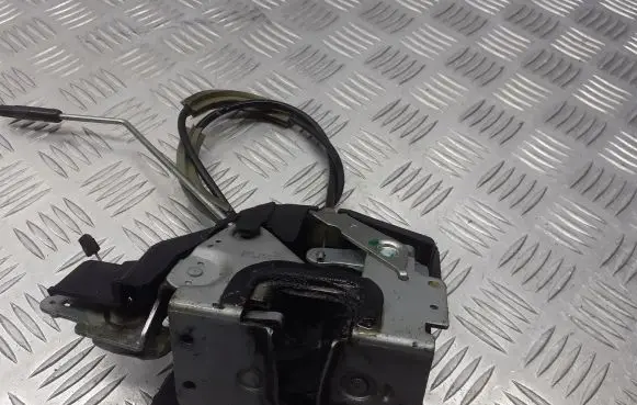 Volkswagen Fox Front door lock