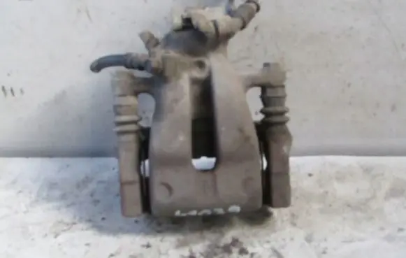 Opel Astra H Rear brake caliper