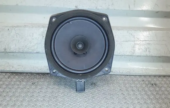Mitsubishi Outlander Front door speaker MR301667 435844 6H713A