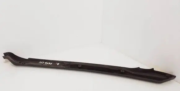 Porsche Cayenne (9PA) Tailgate trim 7L5867712A