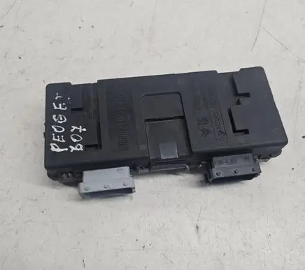 Peugeot 607 Seat control module 9638960380