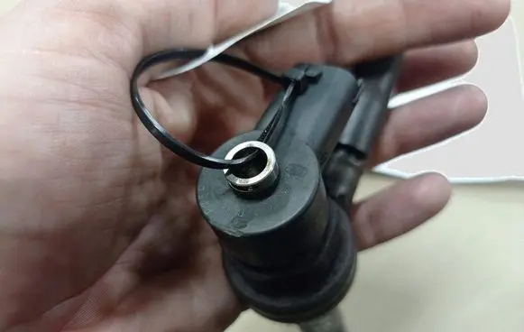 Opel Astra H Fuel injector 0445110174