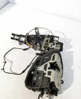 BMW 3 E90 E91 Rear door lock 7060296