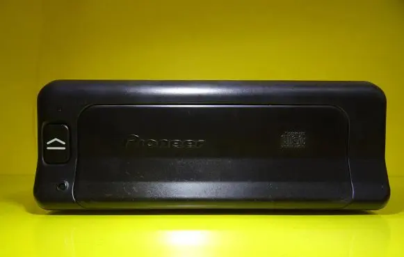Renault Espace III CD/DVD changer 6025313990A