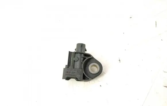 Mercedes-Benz C W205 Airbag deployment crash/impact sensor 2139051300 2229051400