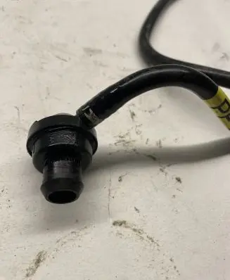 Brake vacuum hose/pipe