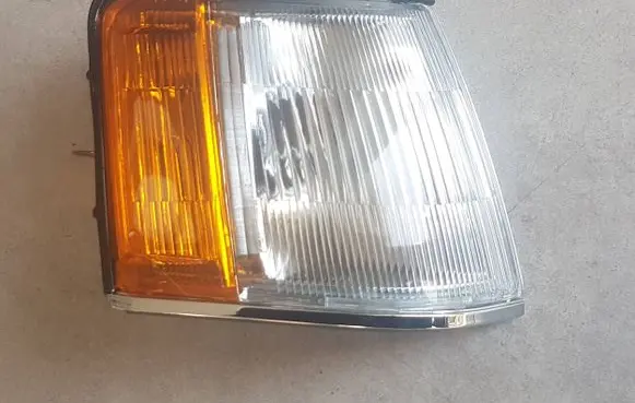 Mitsubishi Galant Eterna Front fender indicator light MB488847 18-1350-01-6B 214-1504R