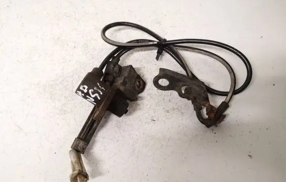 Toyota Avensis T220 ABS brake wheel speed sensor 8954302040 89543-02040