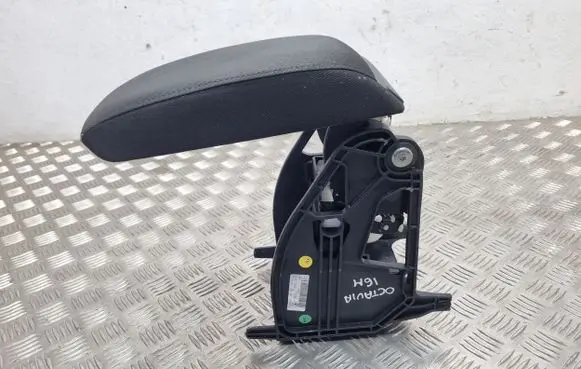 Skoda Octavia Mk3 (5E) Armrest 5E0864207