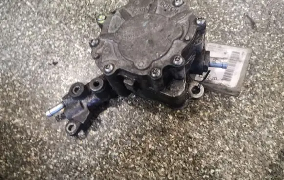 Skoda Superb B5 (3U) Fuel injection high pressure pump 038145209M