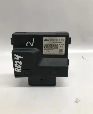 Audi A4 S4 B9 8W Fuel injection pump control unit/module 8W0906093D