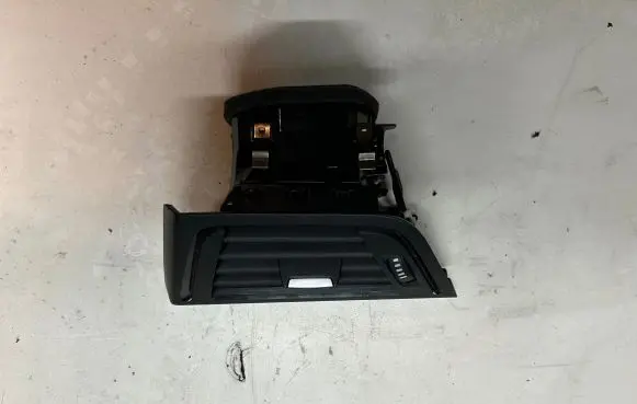BMW 4 F36 Gran coupe Dashboard side air vent grill/cover trim 9231970 508836
