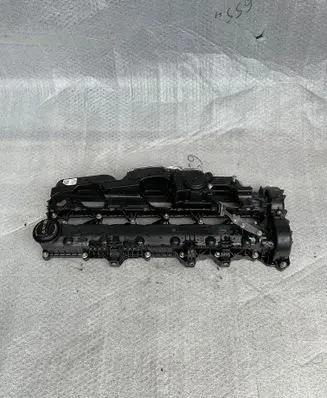 Mercedes-Benz C W205 Rocker cam cover A6560109202