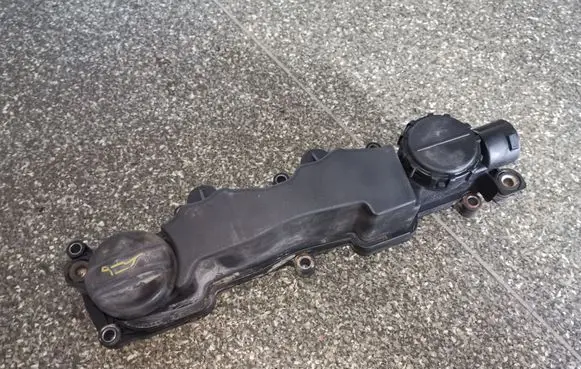 Peugeot 307 Rocker cam cover 9651815680