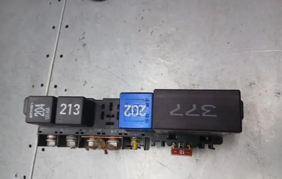 Audi A6 S6 C5 4B Fuse box set