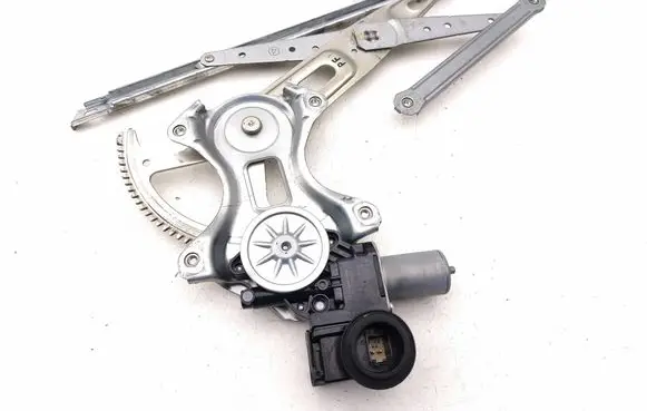 Toyota Prius (XW50) Front door window regulator with motor 8572047140 261553 0620203902