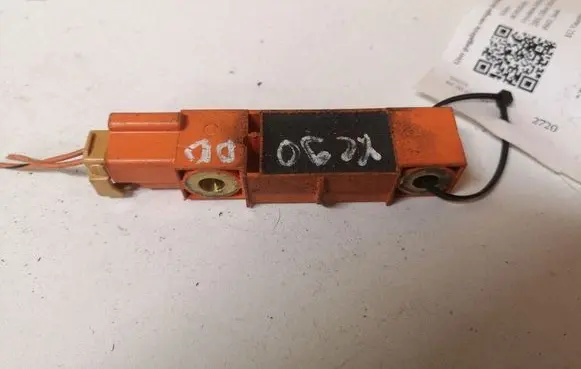 Volvo XC90 Airbag deployment crash/impact sensor 8651754